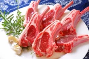 ラム肉はヘルシー?カロリーや含まれる栄養素を徹底解説
