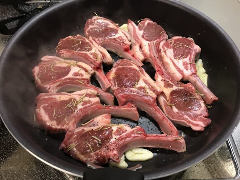 ラム肉はどんな味?部位ごとに特徴を紹介