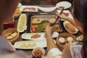 火鍋の食べ方完全ガイド!順番やスープ・薬膳具材まで徹底解説